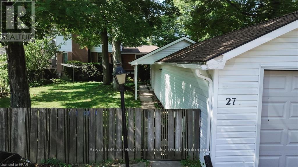 27 Bluewater Drive, Goderich, Ontario  N7A 3X8 - Photo 37 - X10780350