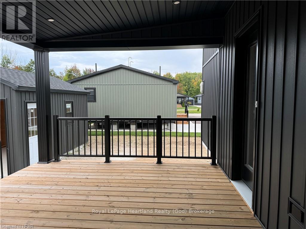 63 - 77683 Bluewater Highway, Bluewater, Ontario  N0M 1G0 - Photo 2 - X10780144