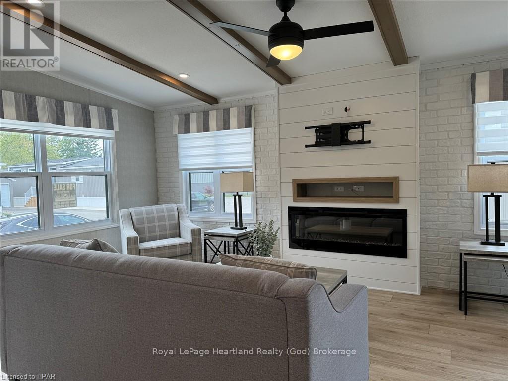 63 - 77683 Bluewater Highway, Bluewater, Ontario  N0M 1G0 - Photo 6 - X10780144