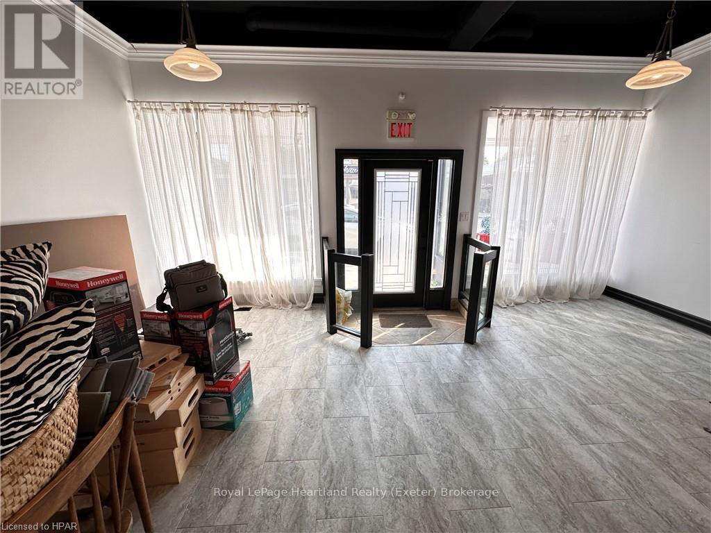 359 Main Street S, South Huron, Ontario  N0M 1S7 - Photo 2 - X10780279