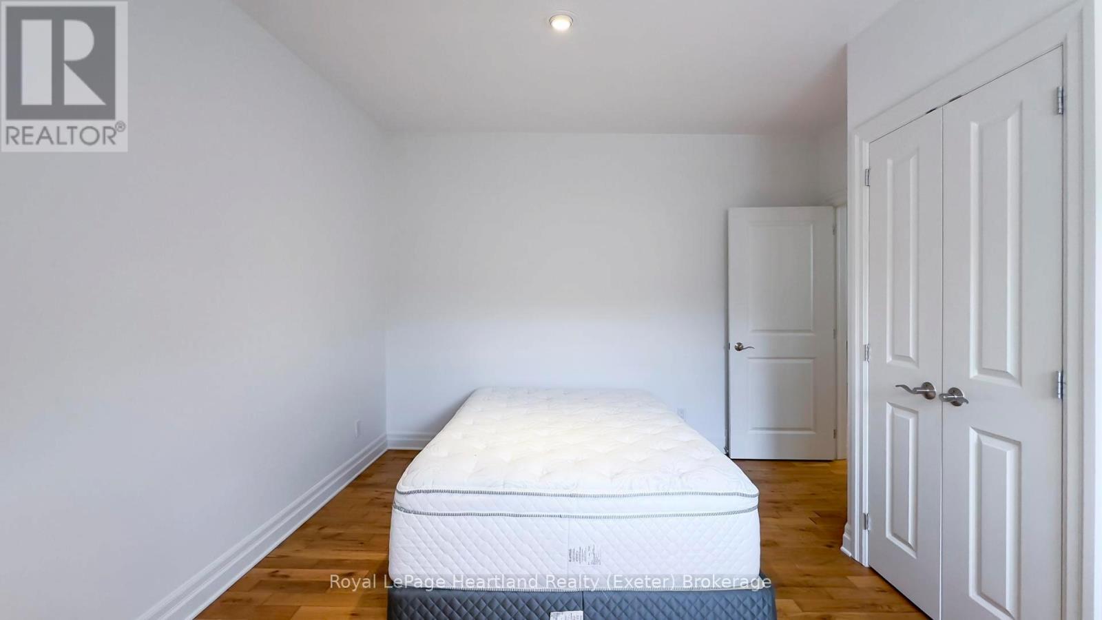 359 Main Street S, South Huron, Ontario  N0M 1S7 - Photo 37 - X10780279