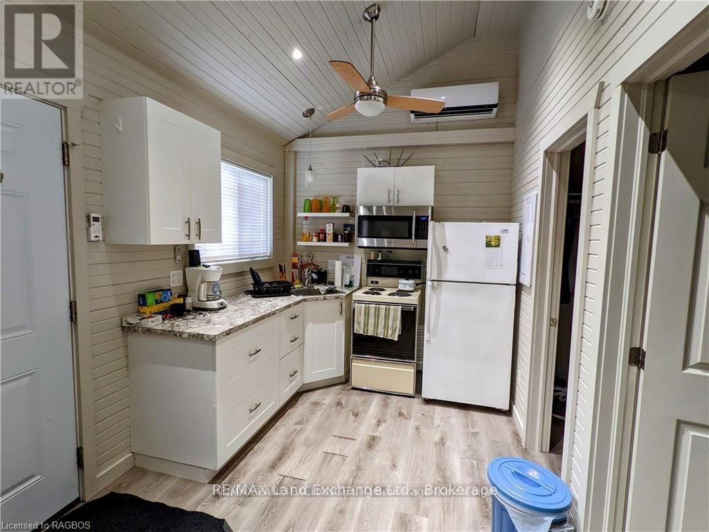 332 Mill Street, Saugeen Shores, Ontario  N0H 2C0 - Photo 19 - X10846353