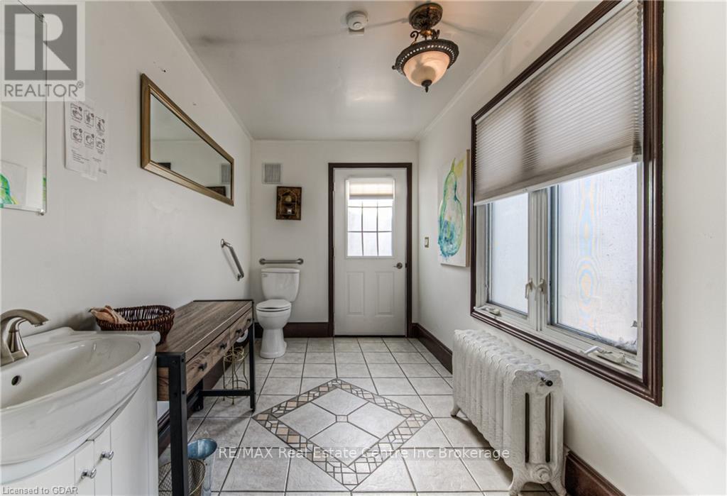 390 Main Street W, North Perth, Ontario  N4W 1A4 - Photo 10 - X10875438