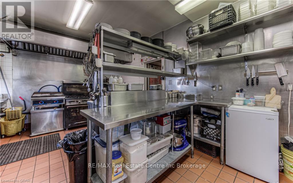 390 Main Street W, North Perth, Ontario  N4W 1A4 - Photo 16 - X10875438