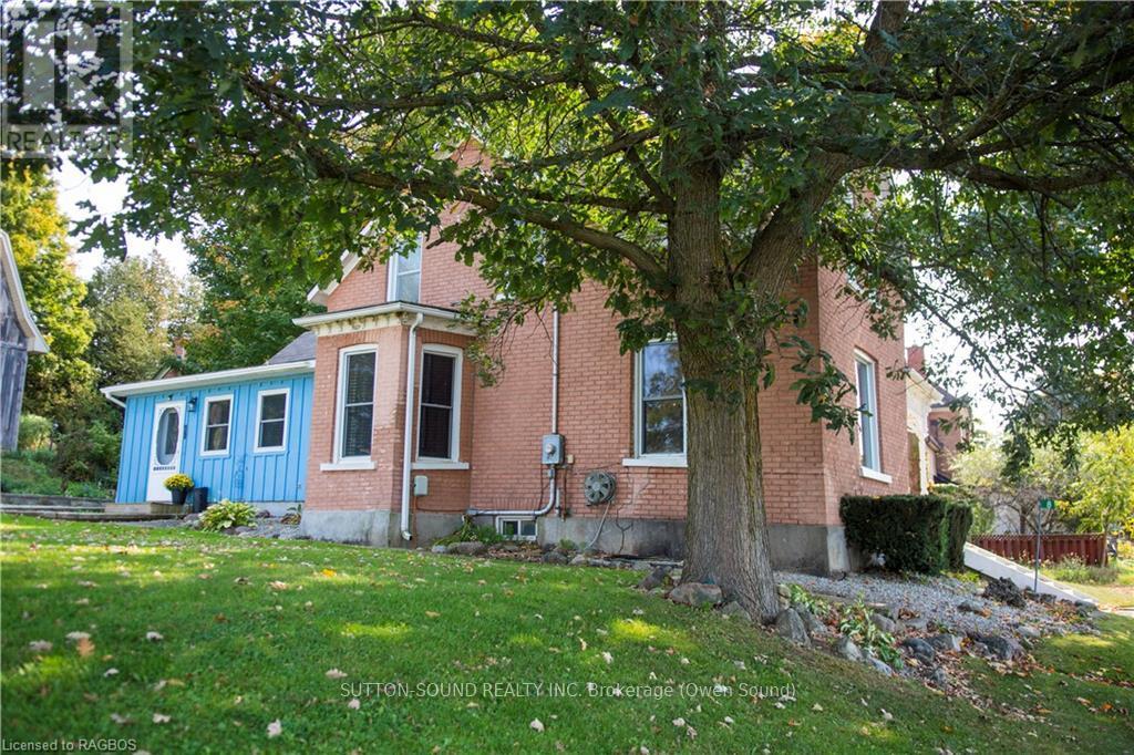 8 Elizabeth Drive, South Bruce Peninsula, Ontario  N0H 1A0 - Photo 3 - X10846484