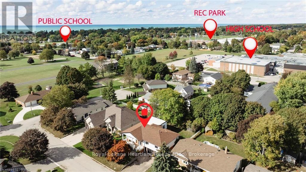 30 Leonard Drive, Goderich, Ontario  N7A 4K6 - Photo 3 - X10780333