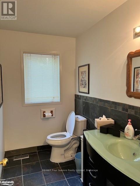 1497 Shore Lane, Wasaga Beach, Ontario  L9Z 1X3 - Photo 3 - S10440395