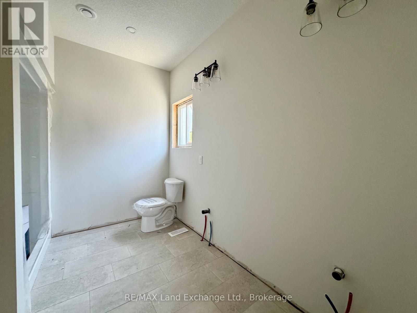 443 Ivings Drive, Saugeen Shores, Ontario  N0H 2C3 - Photo 9 - X10846875