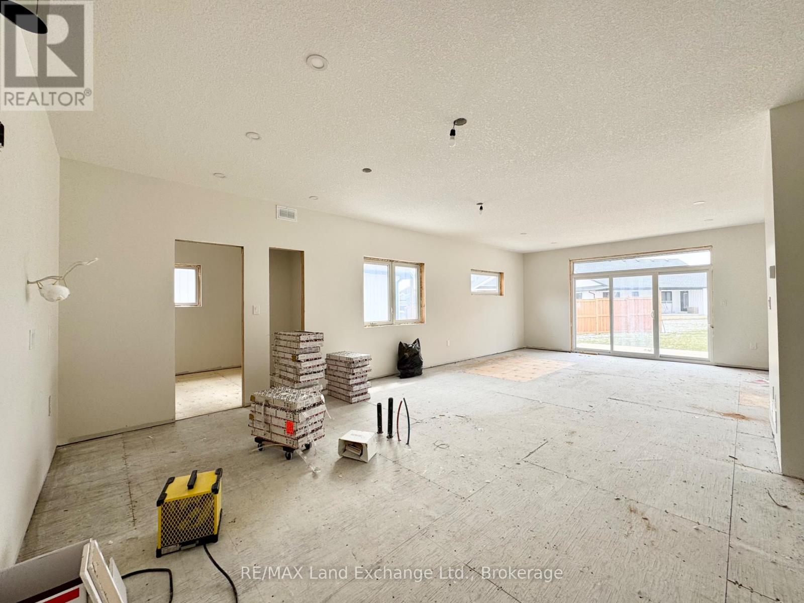 155 Westlinks Drive, Saugeen Shores, Ontario  N0H 2C3 - Photo 4 - X10846783