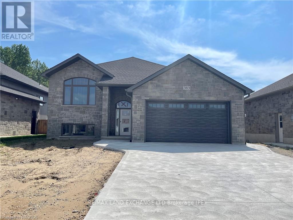 383 RIDGE STREET, Saugeen Shores, Ontario