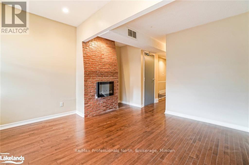 214 Gerrard Street E, Toronto, Ontario  M5A 2E6 - Photo 9 - C11822817