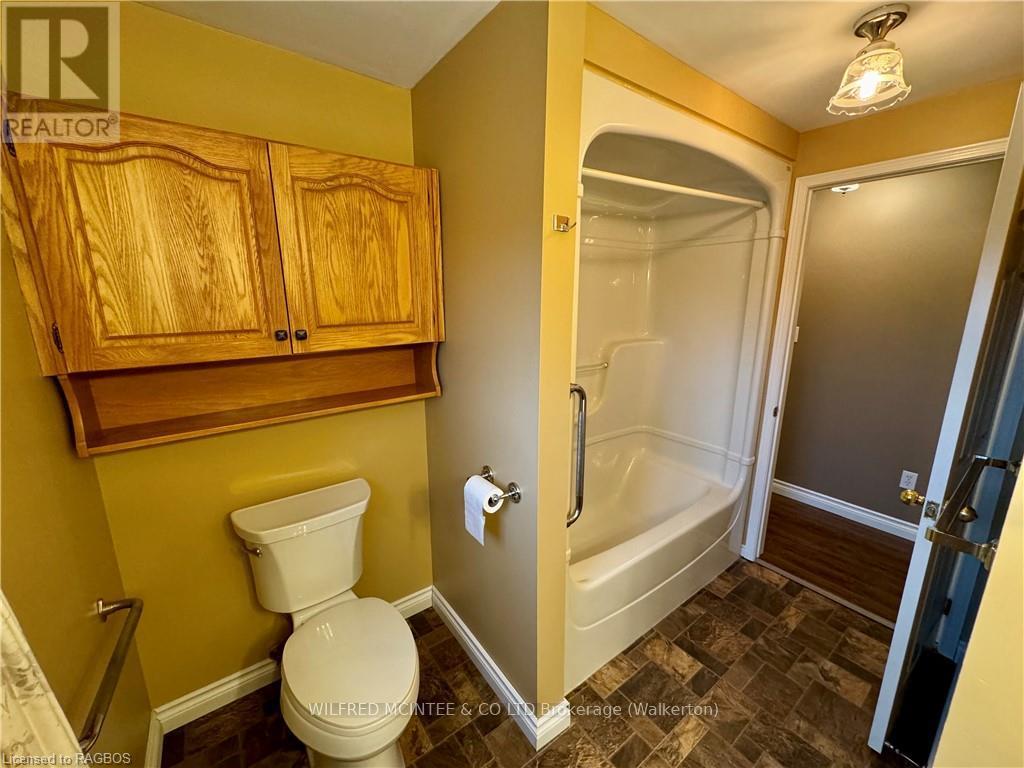 304 - 203 Mcnabb Street, Brockton, Ontario  N0G 2V0 - Photo 13 - X11822984