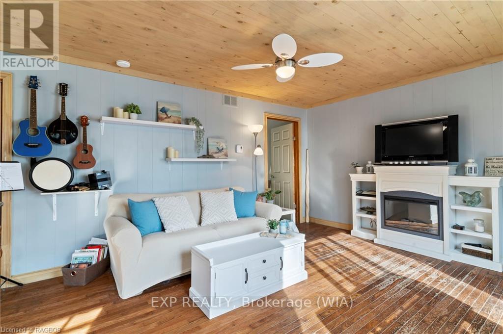 397 Mallory Beach Road, South Bruce Peninsula, Ontario  N0H 2T0 - Photo 19 - X11879953