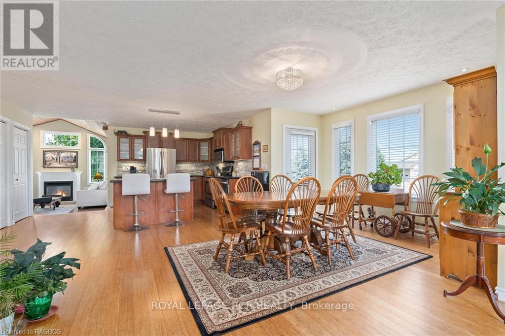 414 4th Street S, Hanover, Ontario  N4N 3V1 - Photo 6 - X11880015