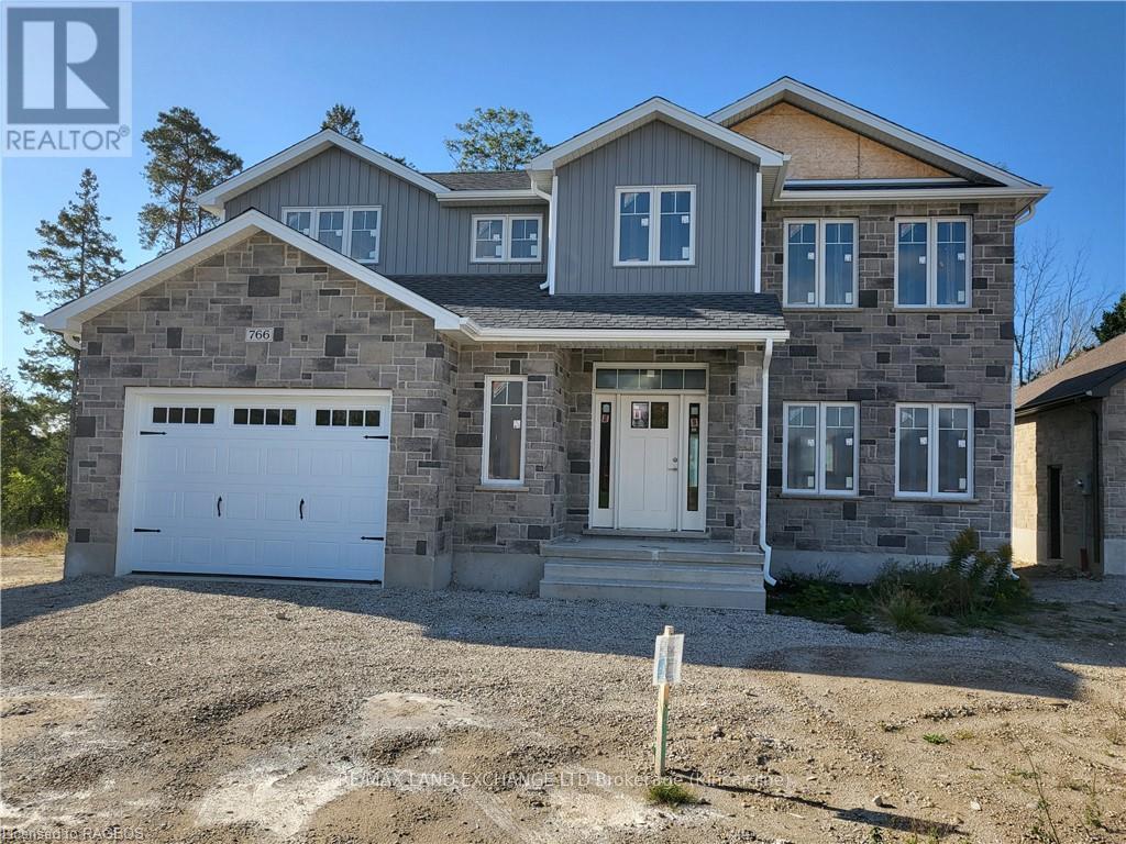 766 Campbell Avenue, Kincardine, Ontario  N2Z 1W1 - Photo 2 - X10845566