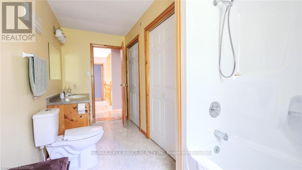 11 Silversides Pt Road, Northern Bruce Peninsula, Ontario  N0H 1Z0 - Photo 34 - X10849507