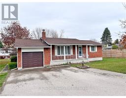 8 STANLEY STREET, Central Huron, Ontario