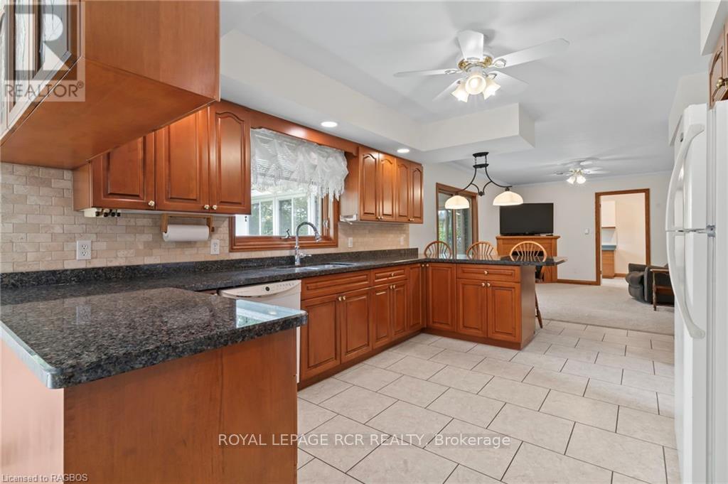 222 2nd Avenue, Hanover, Ontario  N4N 3S2 - Photo 11 - X10847408