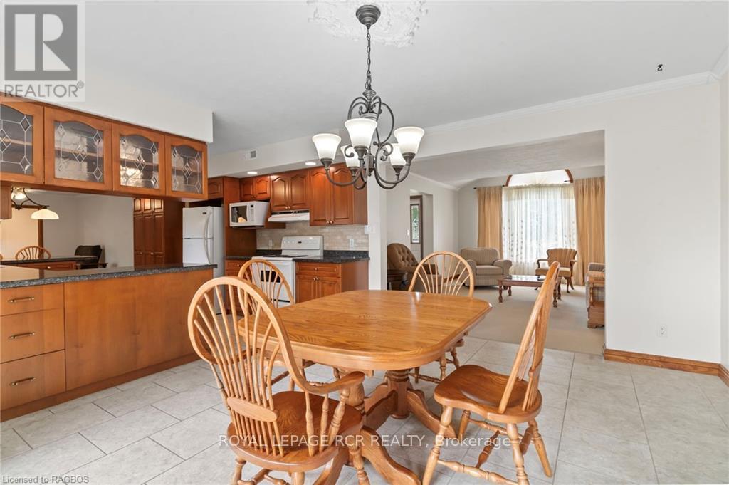 222 2nd Avenue, Hanover, Ontario  N4N 3S2 - Photo 8 - X10847408