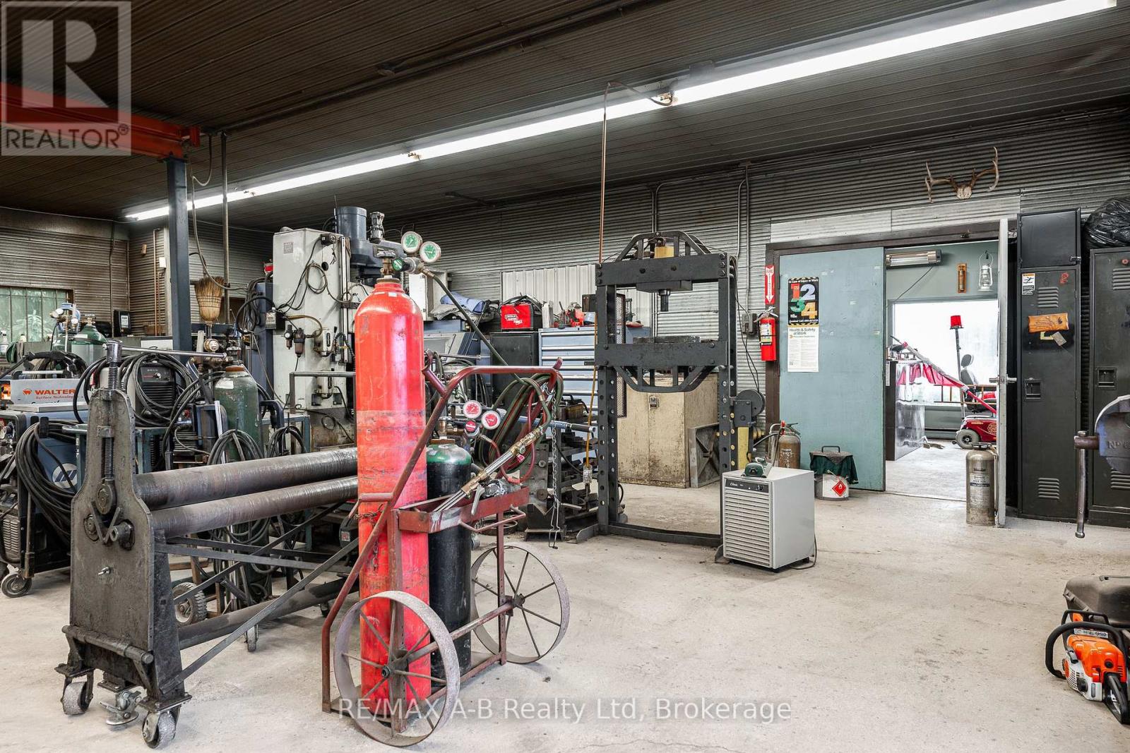 1 Industrial Road, St. Marys, Ontario  N4X 1B3 - Photo 6 - X11891594