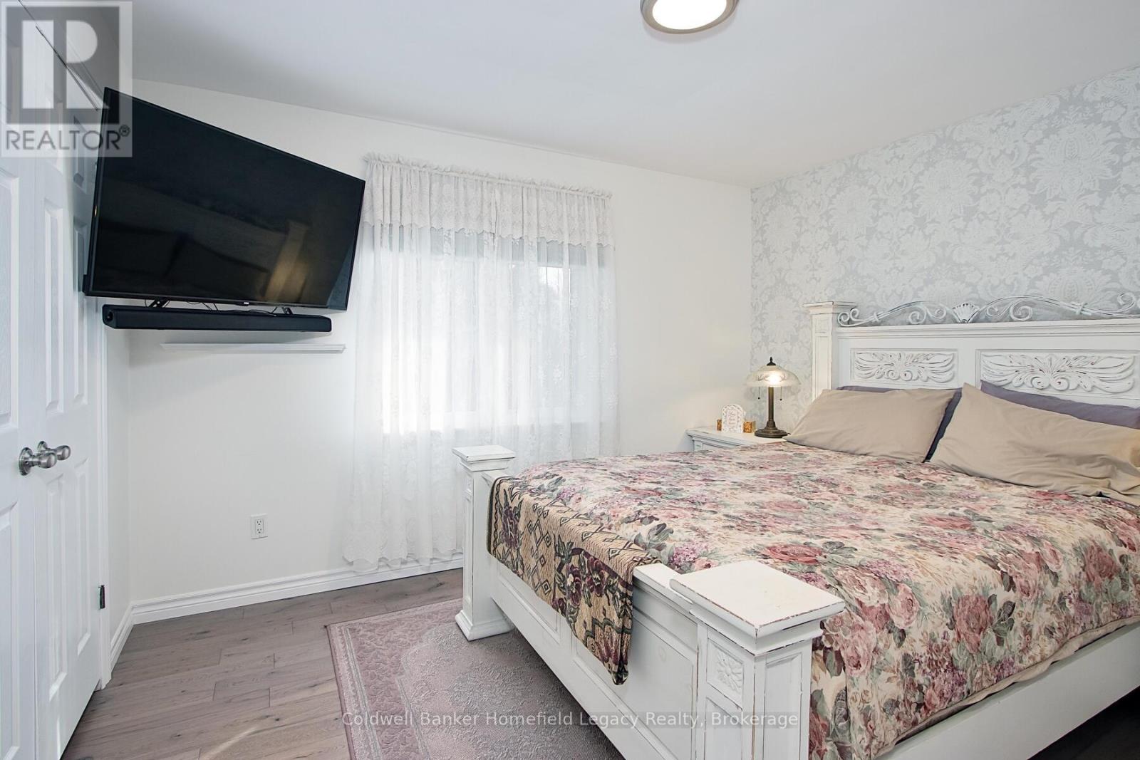 7 King Crescent, East Zorra-Tavistock, Ontario  N0J 1L0 - Photo 18 - X11891954
