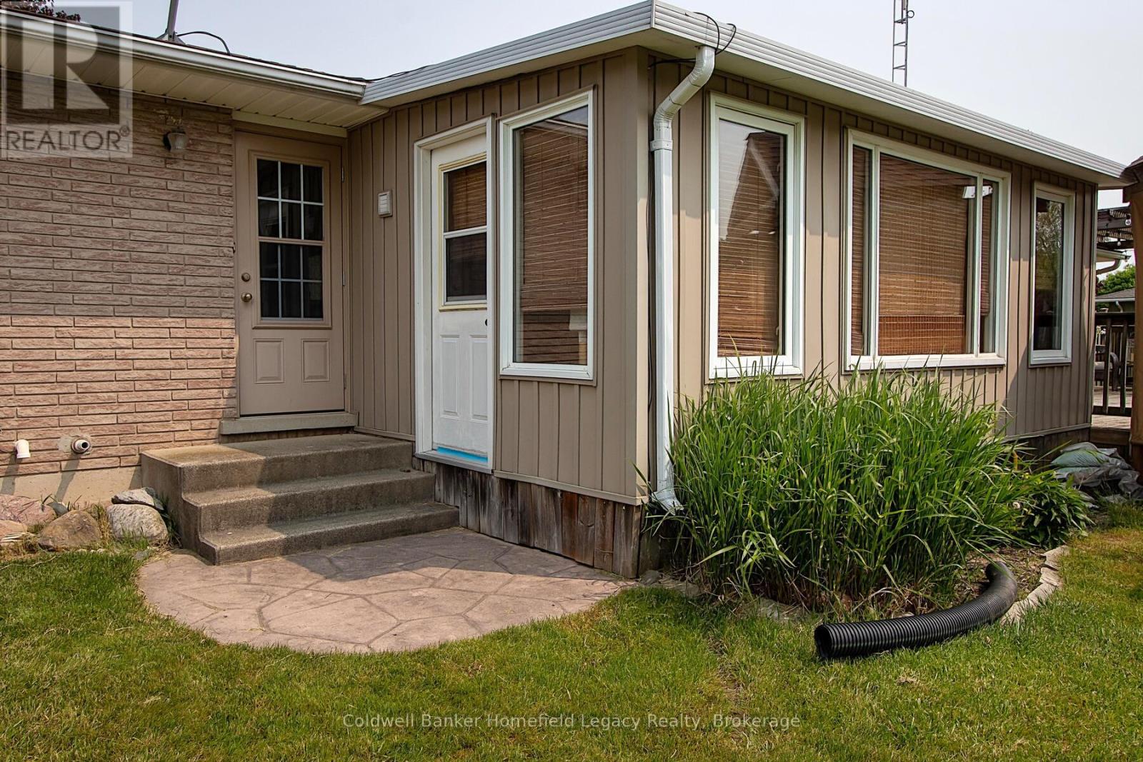 7 King Crescent, East Zorra-Tavistock, Ontario  N0J 1L0 - Photo 25 - X11891954