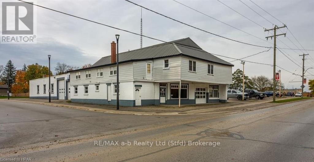 15 Mill Street E, Perth East, Ontario  N0K 1M0 - Photo 4 - X11898543