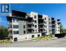 18 CAMPUS Trail Unit# 209, Huntsville, Ontario