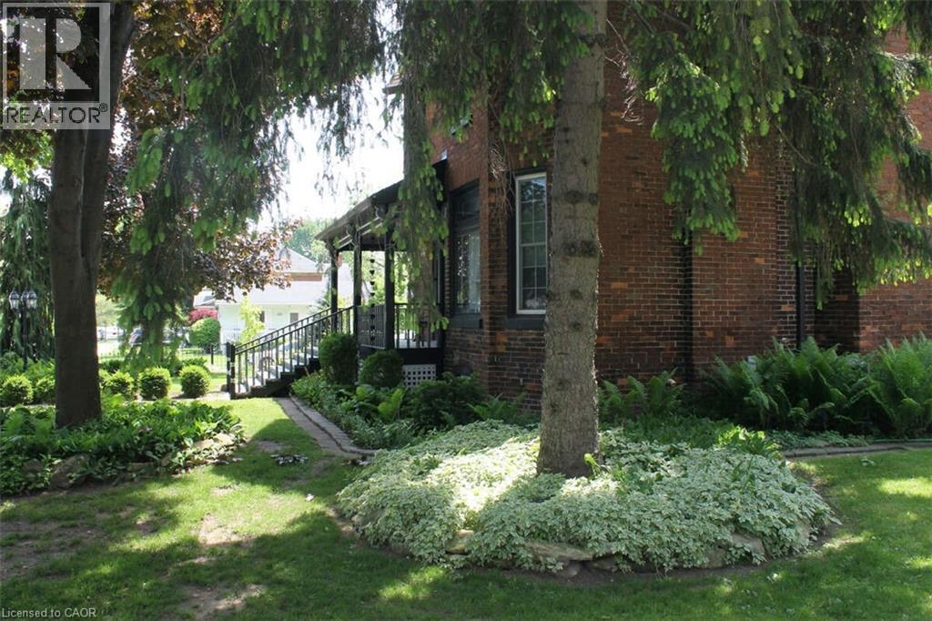 213 Vidal Street S, Sarnia, Ontario  N7T 2T4 - Photo 4 - 40688622