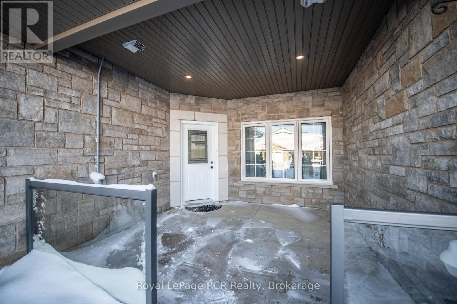 102 Broomer Crescent, Wellington North, Ontario  N0G 2L4 - Photo 16 - X11913097