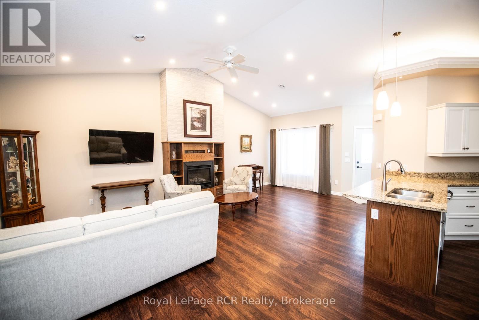 102 Broomer Crescent, Wellington North, Ontario  N0G 2L4 - Photo 23 - X11913097