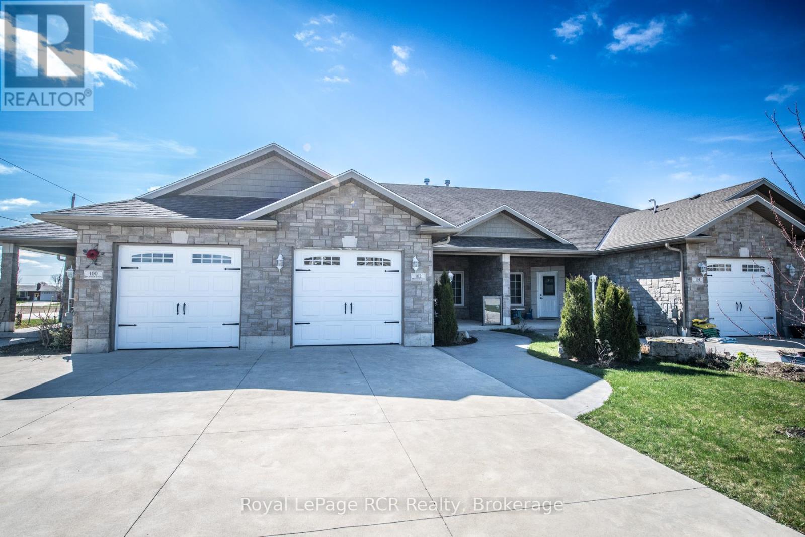 102 Broomer Crescent, Wellington North, Ontario  N0G 2L4 - Photo 7 - X11913097