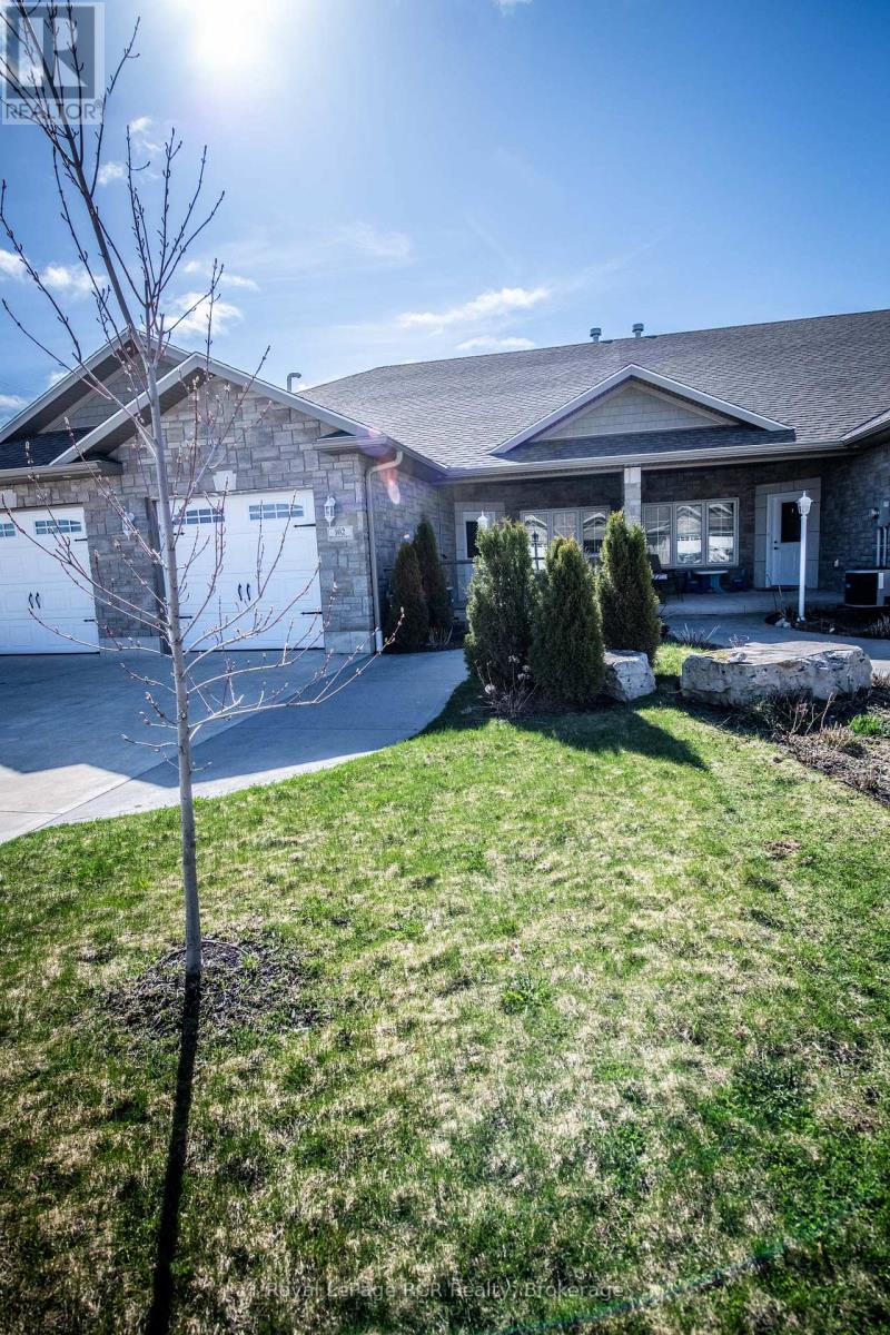 102 Broomer Crescent, Wellington North, Ontario  N0G 2L4 - Photo 9 - X11913097