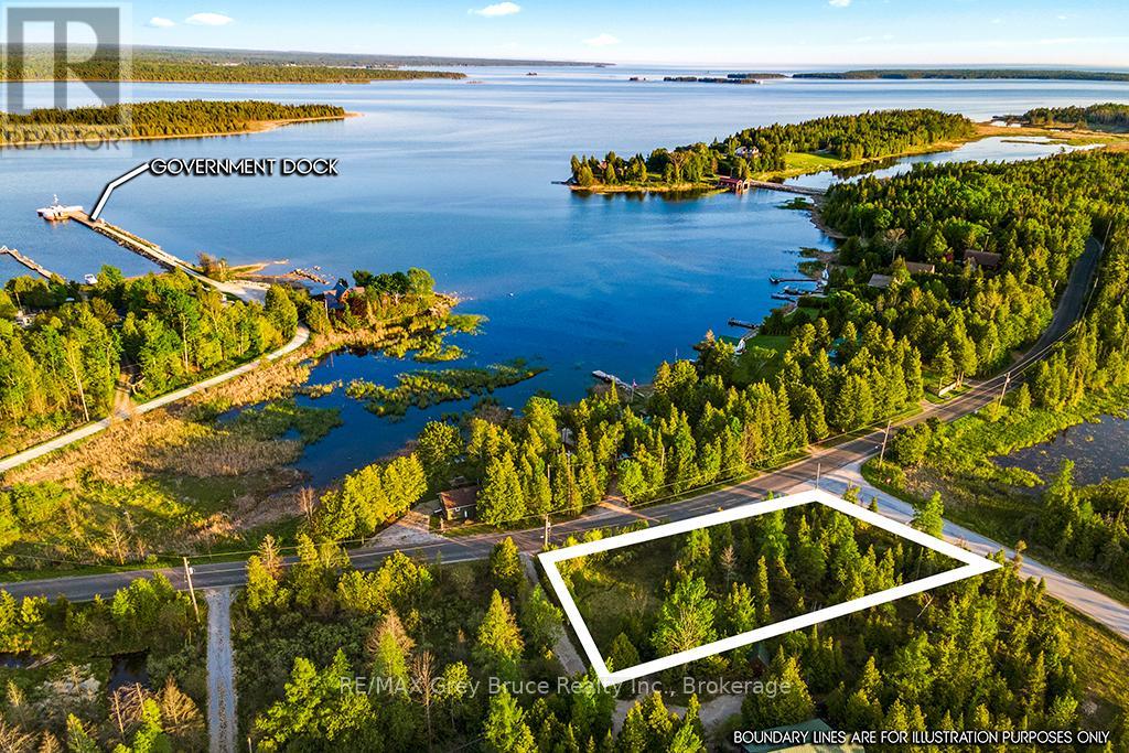 Unit 39 Tamarac Road, Northern Bruce Peninsula, Ontario  N0H 2M0 - Photo 3 - X11913101