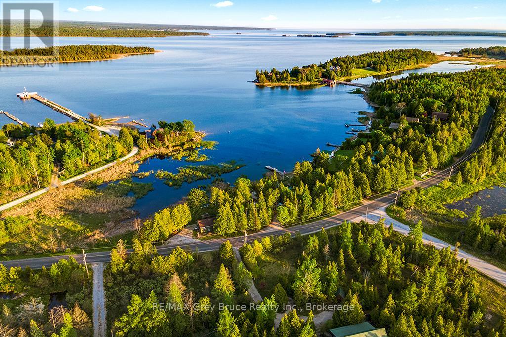 Unit 39 Tamarac Road, Northern Bruce Peninsula, Ontario  N0H 2M0 - Photo 4 - X11913101