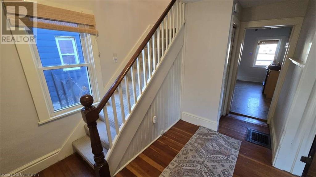 124 South Street, Gananoque, Ontario  K7G 1A2 - Photo 13 - 40689322