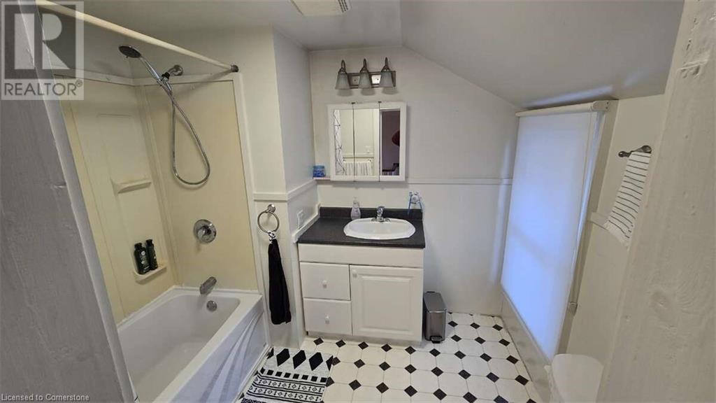 124 South Street, Gananoque, Ontario  K7G 1A2 - Photo 25 - 40689322
