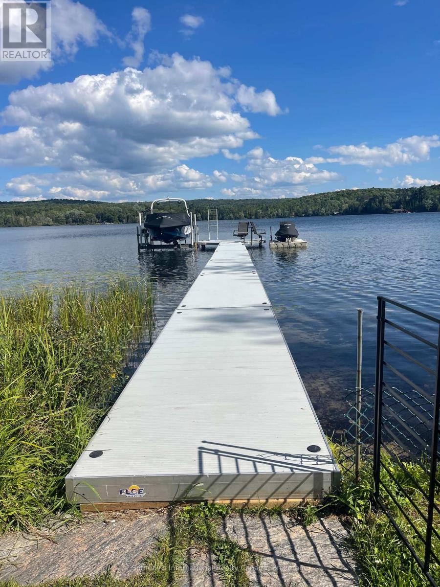 1111 Maplehurst Drive, Lake Of Bays, Ontario  P1H 2J6 - Photo 34 - X11917578