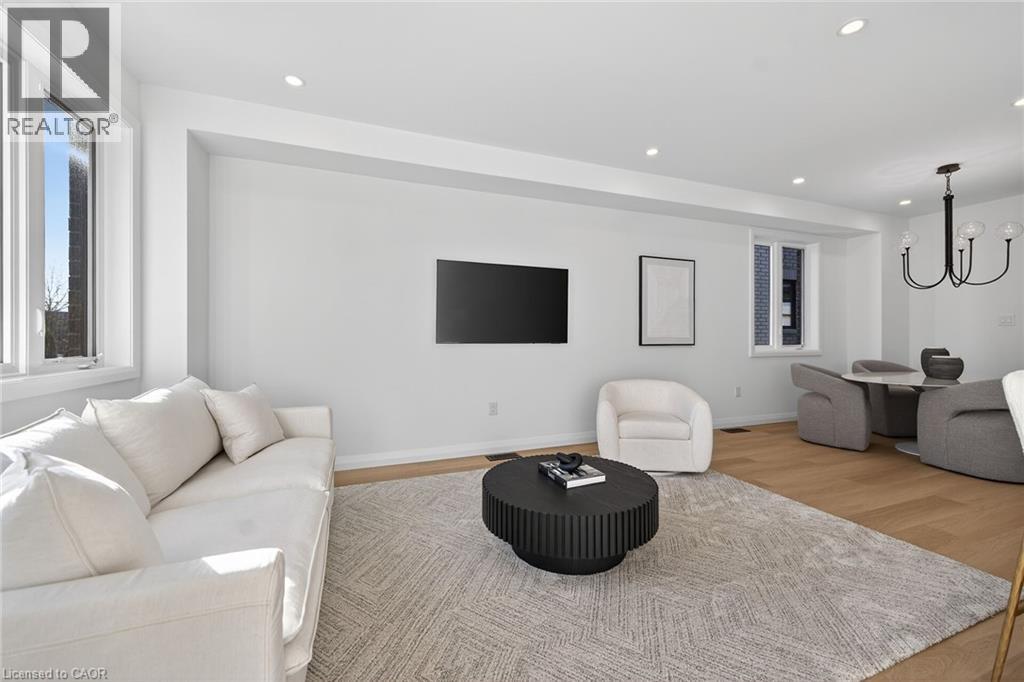 29 Kingfisher Drive, Hamilton, Ontario  L9A 5A4 - Photo 12 - 40690071