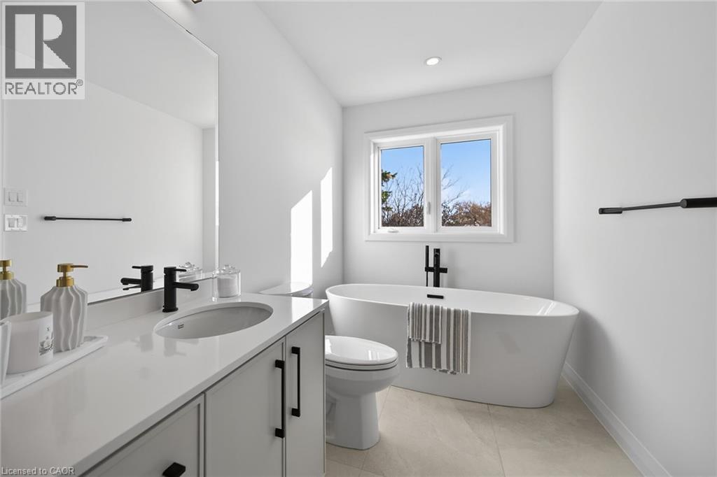 29 Kingfisher Drive, Hamilton, Ontario  L9A 5A4 - Photo 35 - 40690071