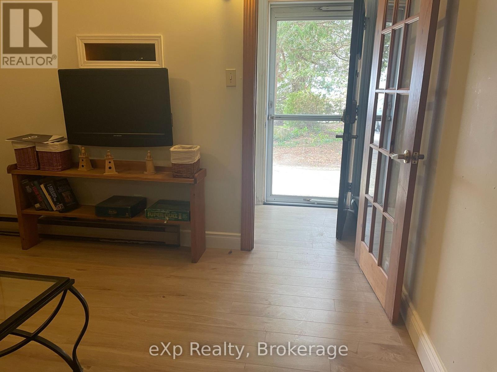 4 - 633 Harbour Street, Saugeen Shores, Ontario  N0H 2C5 - Photo 4 - X11934329