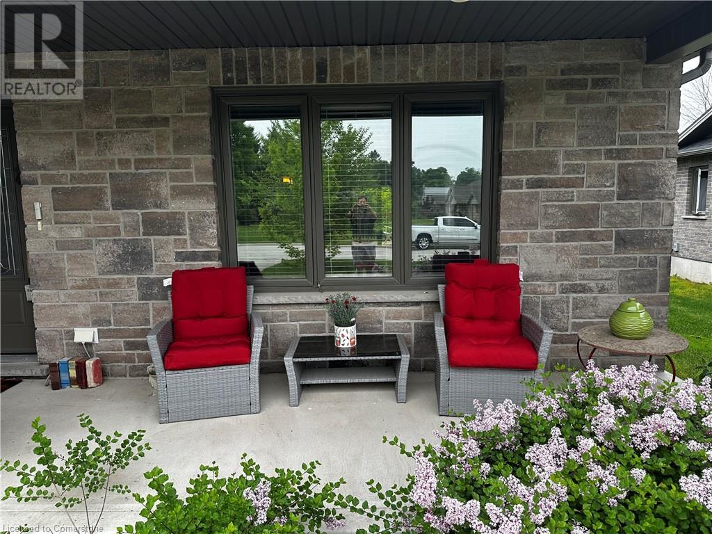 35 Ann Street N, Clifford, Ontario  N0G 1M0 - Photo 4 - 40691519