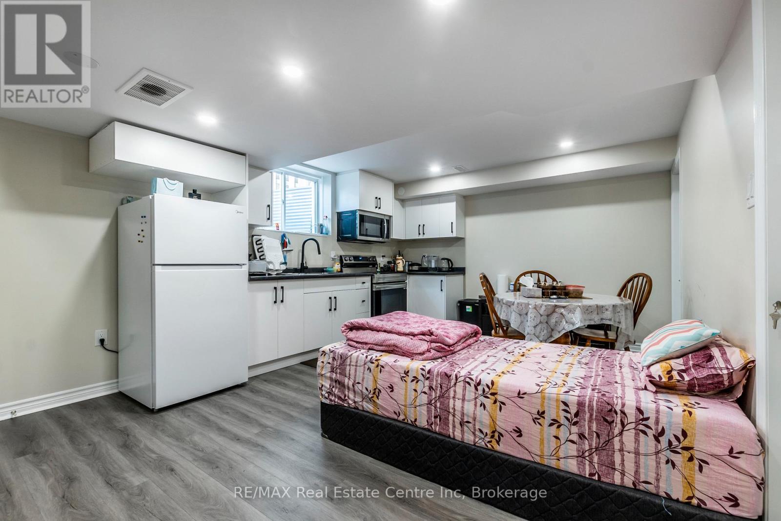 78 Laughland Lane, Guelph, Ontario  N1C 0C6 - Photo 32 - X11944762