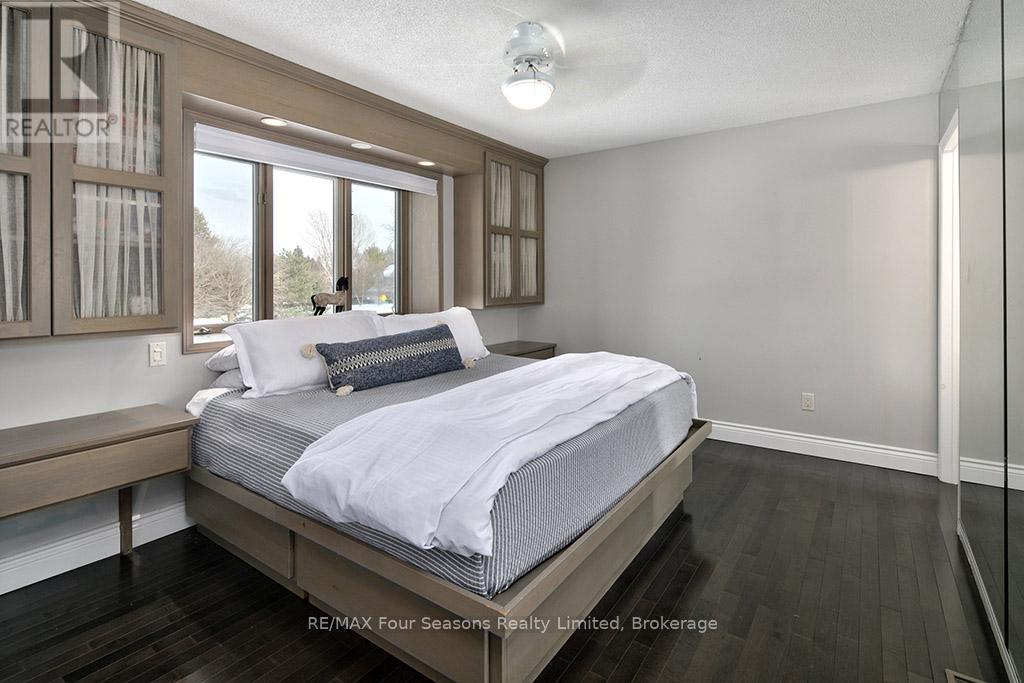 104 Laurie's Court, Blue Mountains, Ontario  L9Y 0L4 - Photo 12 - X11944856