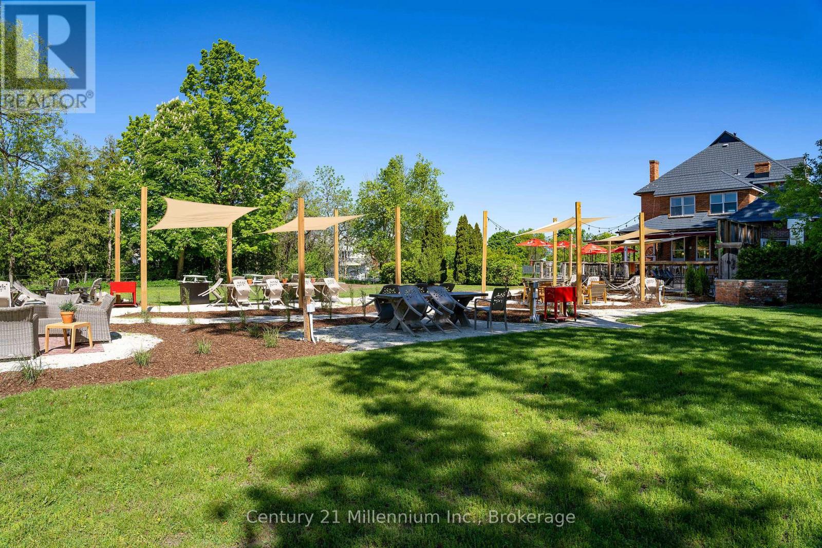 27 Bridge Street, Blue Mountains, Ontario  N0H 2P0 - Photo 14 - X11945740