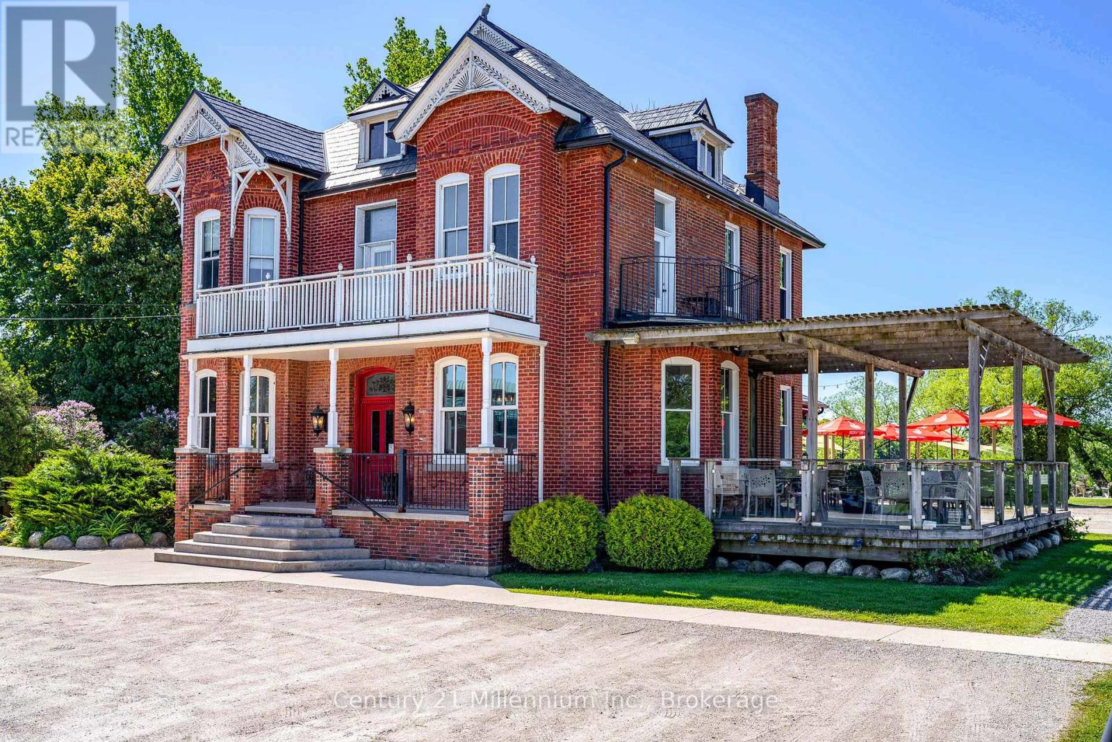 27 Bridge Street, Blue Mountains, Ontario  N0H 2P0 - Photo 2 - X11945740