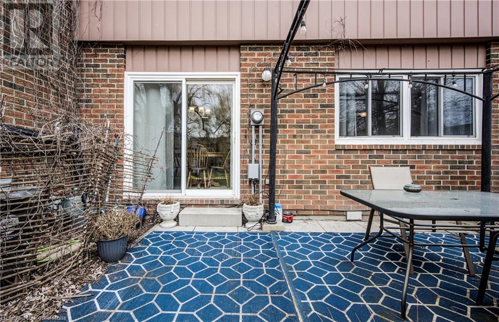 121 University Avenue E Unit# 43, Waterloo, Ontario  N2J 4J1 - Photo 30 - 40684699
