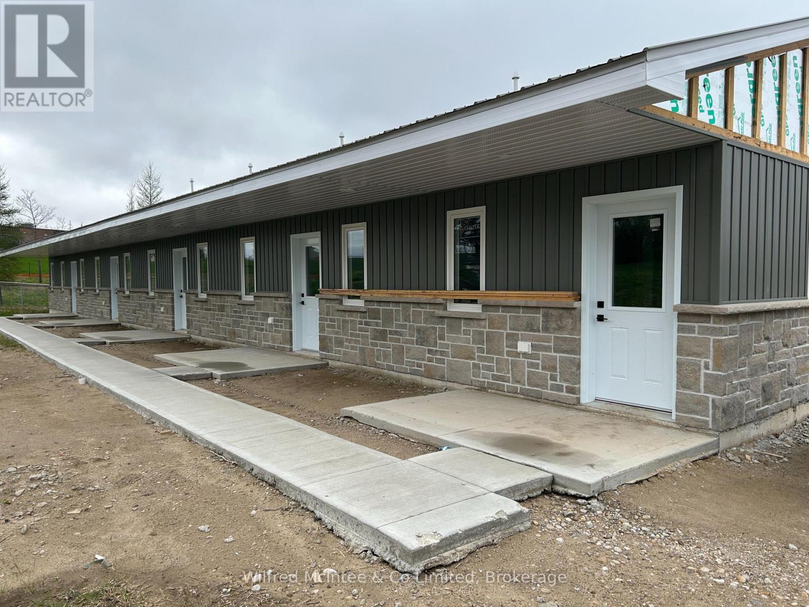 Unit 3 - 187 Balaklava Street, Arran-Elderslie, Ontario  N0G 2N0 - Photo 4 - X11949263