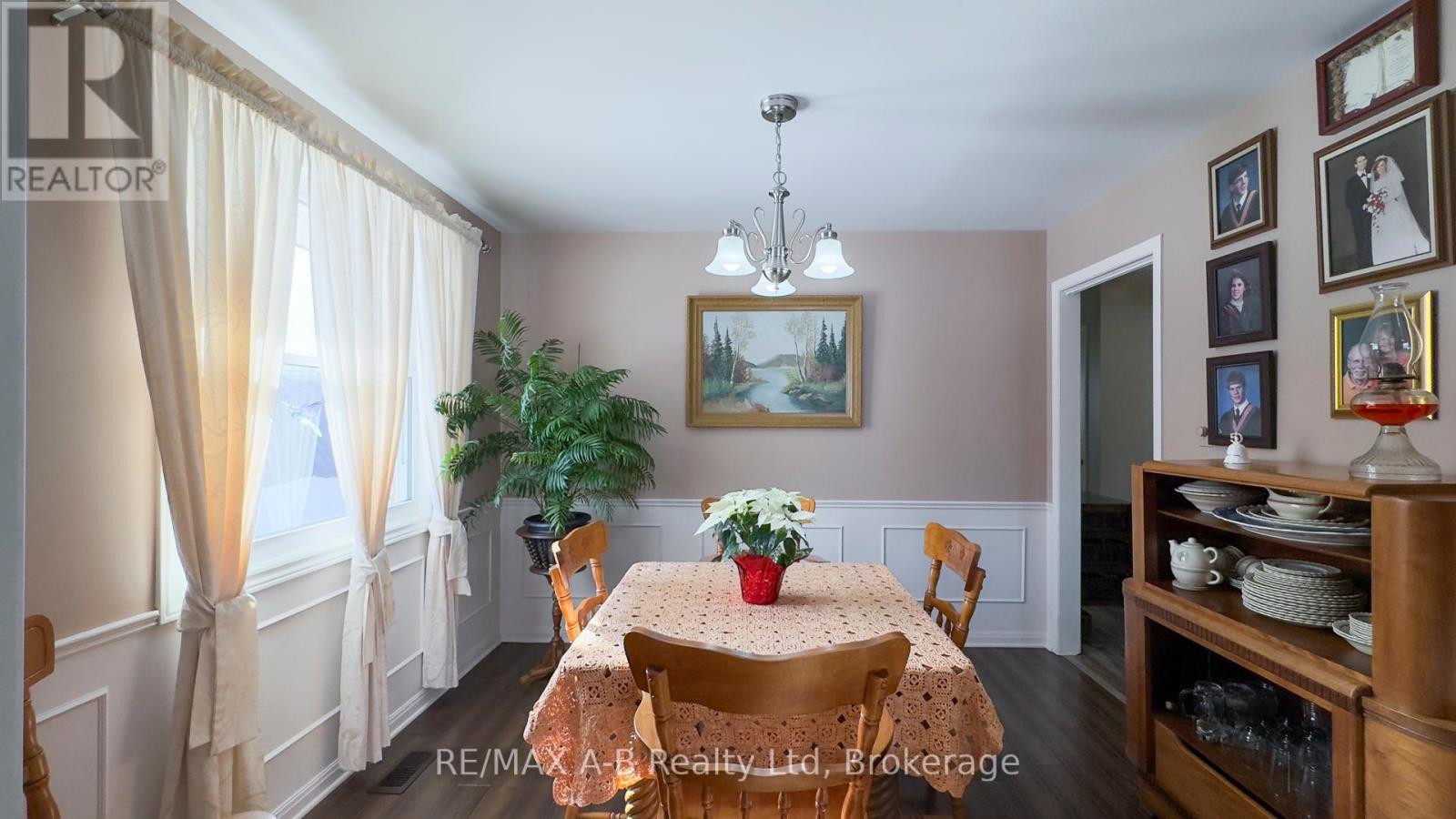 101 Middleton Street, Zorra, Ontario  N0M 2M0 - Photo 15 - X11949401