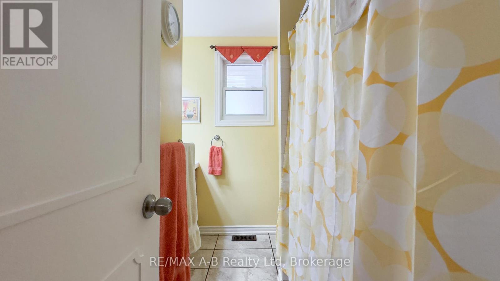 101 Middleton Street, Zorra, Ontario  N0M 2M0 - Photo 23 - X11949401